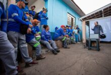 Photo of Mário Celso fala com colaboradores da limpeza pública